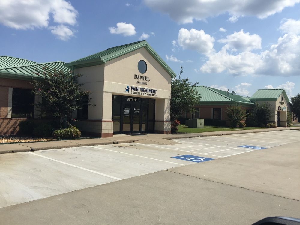 Gordy Building: 2425 Dave Ward Dr, Conway, AR 72034